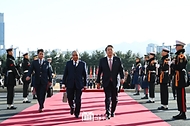 ‘응우옌 쑤언 푹’ 베트남 국가주석 국빈방한 공식 환영식 사진 2
