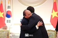 ‘응우옌 쑤언 푹’ 베트남 국가주석 국빈방한 - 국빈 만찬 사진 15