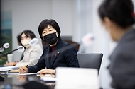 한화진 환경부장관, 전북지방환경청 직원들과 대화 사진 3