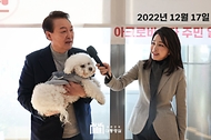 윤석열 대통령 부부, 사저 주민께 감사 인사 사진 3