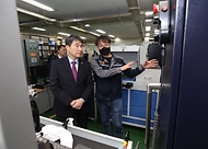 이주호 부총리, 산업수요맞춤형고등학교 현장방문 사진 3