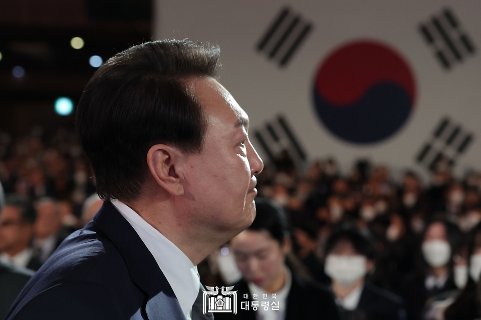 윤석열 대통령이 1일 서울 중구 유관순 기념관에서 열린 ‘제104주년 3·1절 기념식’에 참석하고 있다.