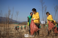 김건희 여사, ‘우리 바다, 우리 강 살리기’ 환경정화 활동 사진 23