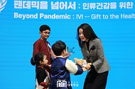 백신 외교의 날, 국제백신연구소 한국후원회 제5대 명예회장 추대 사진 11