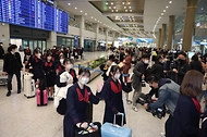 일 청소년 수학여행 재개.. 코로나19 이후 첫 한국 수학여행 사진 3