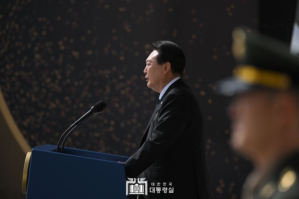 윤석열 대통령이 24일 대전시 유성구 국립대전현충원에서 열린 ‘제8회 서해수호의 날 기념식’에서 기념사를 하고 있다.