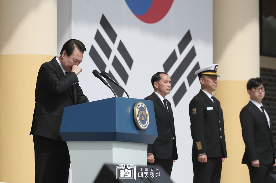 윤석열 대통령이 24일 대전시 유성구 국립대전현충원에서 열린 ‘제8회 서해수호의 날 기념식’에서 기념사를 하고 있다.