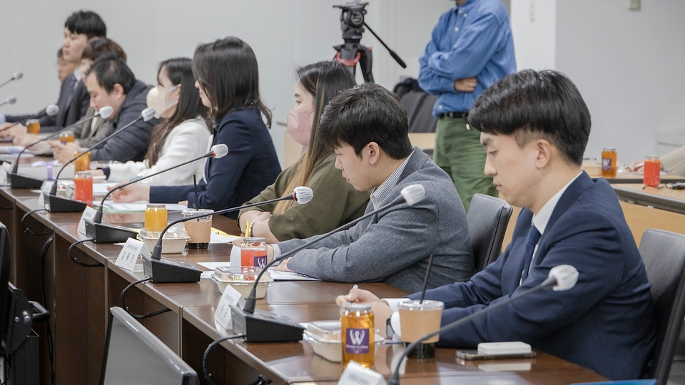 28일 서울 서초구 건강보험심사평가원에서 ‘젊은 의료인·2030 청년 간담회’가 진행되고 있다.