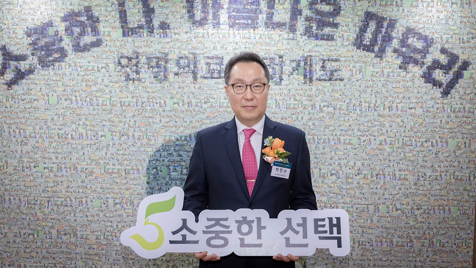 박민수 보건복지부 2차관이 31일 서울 중구 한국프레스센터에서 열린 ‘연명의료결정제도 5주년 기념행사’에 참석하고 있다.