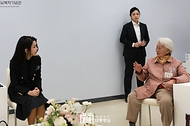 김건희 여사, 납북자·억류자 가족 위로 만남 사진 7