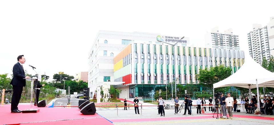 조규홍 보건복지부 장관이 30일 대전시 서구에서 열린 ‘대전세종충남·넥슨후원 공공어린이재활병원 개원식’에서 축사를 하고 있다.