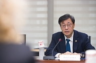 박윤규 과기정통부 제2차관, 리투아니아 경제혁신부 장관 면담 사진 4