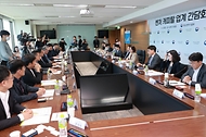 이영 중기부 장관, ‘벤처 캐피탈 업계 간담회’ 참석 사진 3