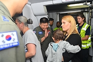 국방부, 이스라엘-하마스 분쟁 관련 재외국민 군 수송기 투입 사진 5