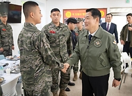 신원식 국방부 장관, 해병대 연평부대 대비 태세 점검 사진 9