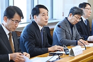 장영진 산업부 1차관, ‘10대 제조업 주요 기업 투자 간담회’ 주재 사진 4