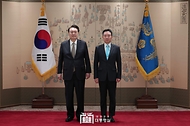 정책실장·수석비서관 임명장 수여식 사진 5