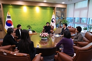 송미령 농식품부 장관, 여성농업인 단체장과 소통 간담회 사진 1