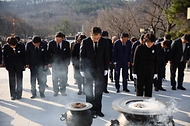 제64주년 2·28 민주운동 기념탑 참배 사진 6