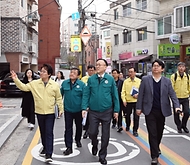 이한경 행안부 재난안전관리본부장, 서울 은평구 어린이 안전 및 의사집단행동 관련 현장 방문 점검 사진 1
