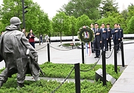 최상목 부총리, 한국전 참전용사 기념비 방문 사진 5