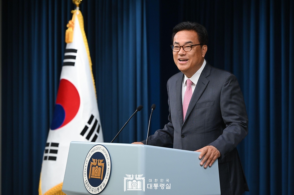 정진석 의원이 22일 서울 용산 대통령실 청사에서 열린 인사브리핑에서 소감을 말하고 있다.