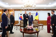 클라우스 베르네르 요하니스 루마니아 대통령 접견 사진 2