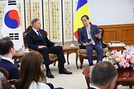클라우스 베르네르 요하니스 루마니아 대통령 접견 사진 5