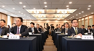 최상목 경제부총리, 중장기전략위원회 주최 미래전략포럼 사진 4