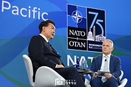 NATO 퍼블릭 포럼 사진 19