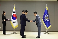 제4회 적극행정 유공자 포상식 사진 7