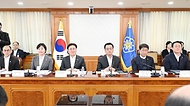 최상목 대통령 권한대행 부총리 겸 기획재정부 장관, 2025년 경제2 분야 주요 현안 해법 회의 사진 3