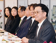 최상목 대통령 권한대행 부총리 겸 기획재정부 장관, 기획재정부 재정경제금융관(재경관) 오찬 간담회 사진 3