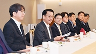 최상목 대통령 권한대행 부총리 겸 기획재정부 장관, 기획재정부 재정경제금융관(재경관) 오찬 간담회 사진 8