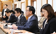 최상목 대통령 권한대행 부총리 겸 기획재정부 장관, 민생경제점검회의 및 현장시찰 사진 9