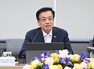 최상목 대통령 권한대행 부총리 겸 기획재정부 장관, 이차전지 재자원화 기업 현장방문 및 간담회 사진 7
