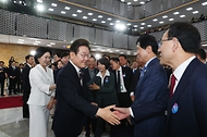 '취임선서' 하는 제21대 이재명 대통령 사진 9