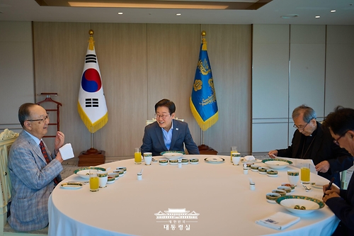 시민사회 원로 초청 오찬 간담회