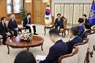 한일·일한 협력위원회 접견 사진 5