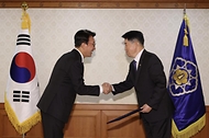 차관(급) 임명장 수여식 사진 3