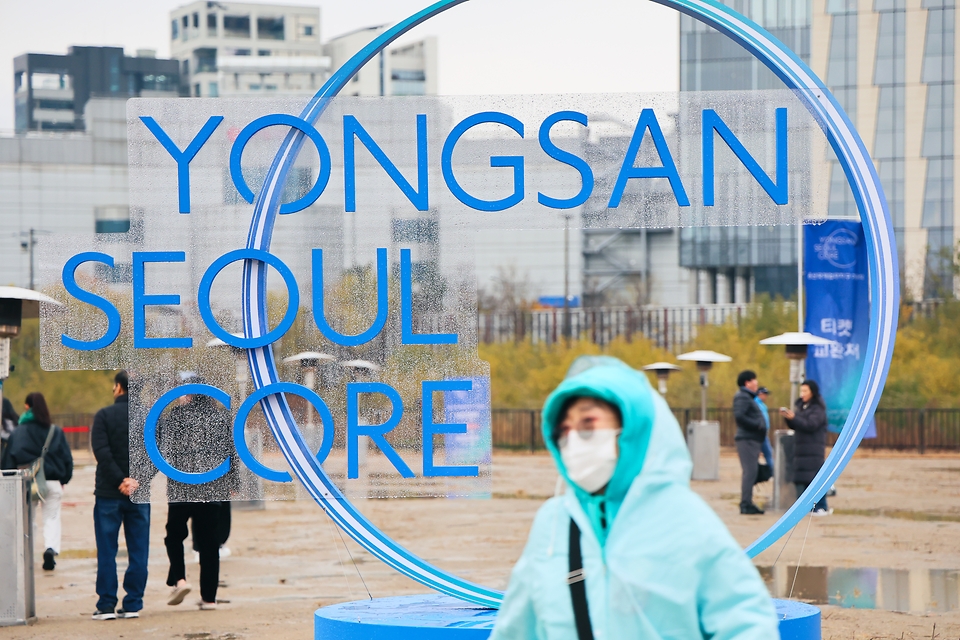 코레일과 서울주택도시개발공사는 용산국제업무지구 도시개발사업 기공식을 27일 옛 용산정비창 일대에서 개최했다.