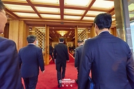 대한민국 대통령, 1330일 만의 청와대 출근 사진 7