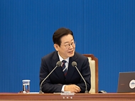 제24차 대통령 주재 수석·보좌관 회의 사진 4