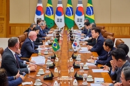 한·브라질 정상회담 확대회담 사진 6