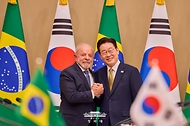 한·브라질 정상회담 확대회담 사진 1