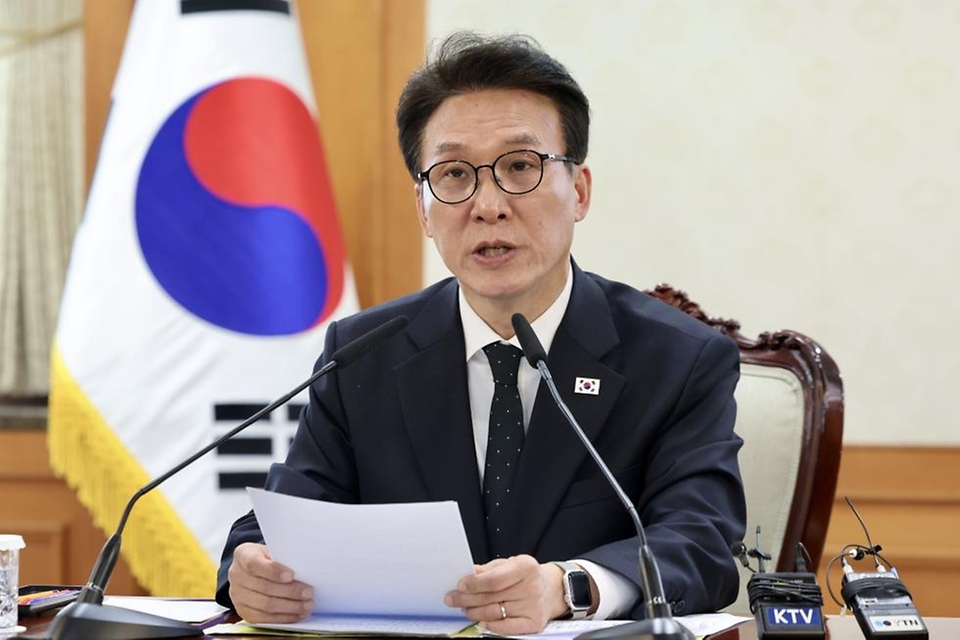 김민석 국무총리가 3월 29일 세종대로 정부서울청사에서 열린 비상경제본부회의를 주재하고 있다.