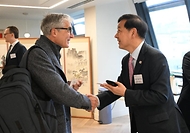 런던 한국경제 투자설명회(IR) 사진 4