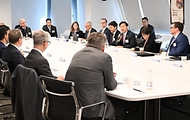런던 한국경제 투자설명회(IR) 사진 11