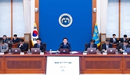 제35차 대통령주재 수석·보좌관 회의 사진 1