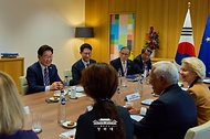한·EU 정상회담 소인수회담 사진 2